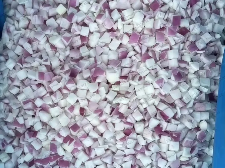 onion cubes diced by an onion dicing machine