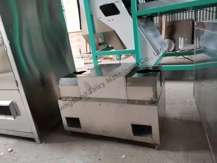 garlic stem cutter machine