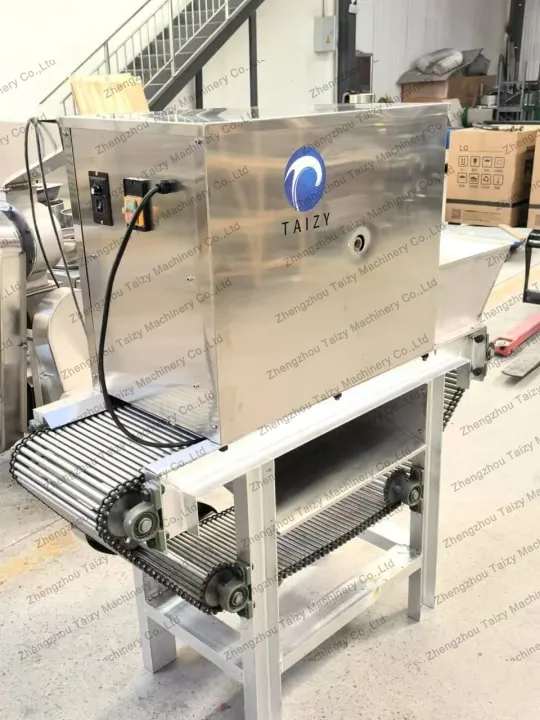 Chain-type garlic peeler machine