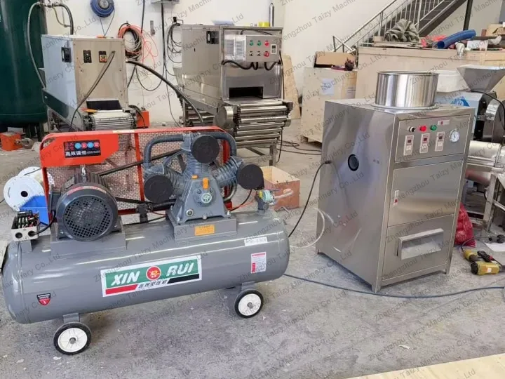 Taizy Garlic Skin Peeler Machine Successfully Delivered To France 3 链式大蒜皮去除器