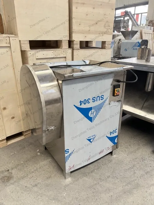 Taizy Garlic Slicer Exported To Australia For A Condiment Processing Plant 2 Garlic slicing machine
